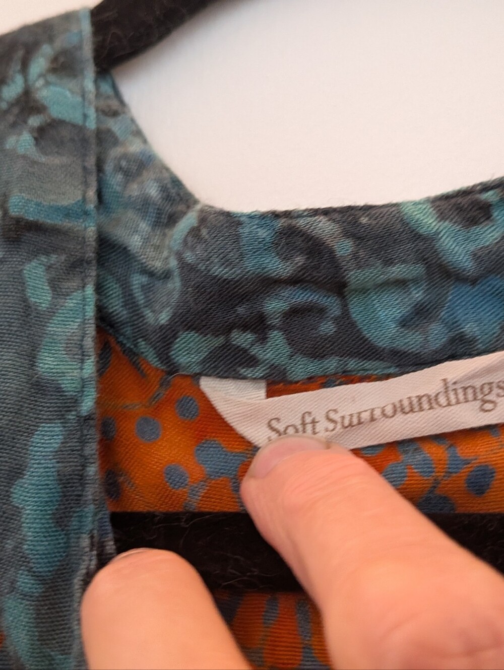 Boho Orange Teal Floral Maxi Dress Caftan Soft Surroundings 100% Rayon Batik PS - Picture 9 of 10
